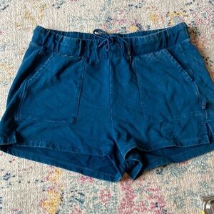 Joy Lab distressed dyed shorts, size large.